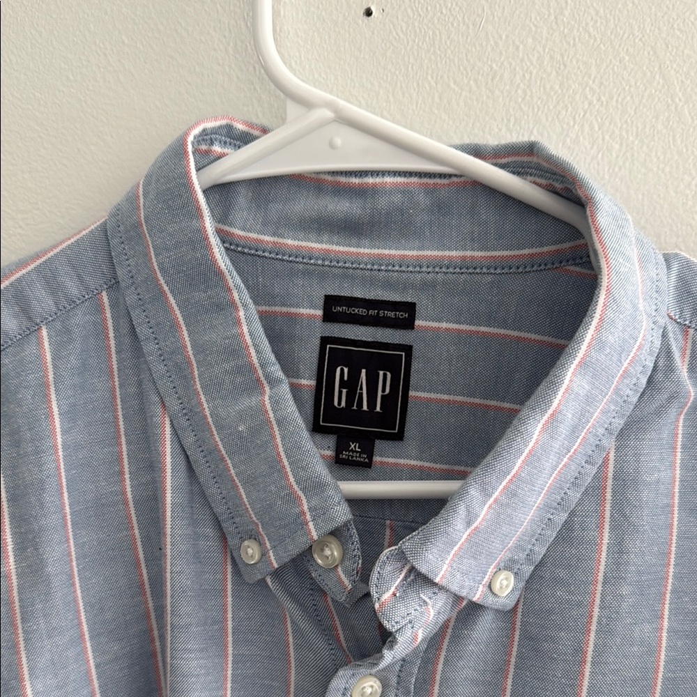 GAP Blue and Pink Casual Button Down Shirt